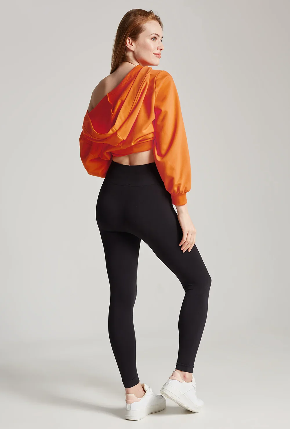 Czarne legginsy Mirella - Image 6