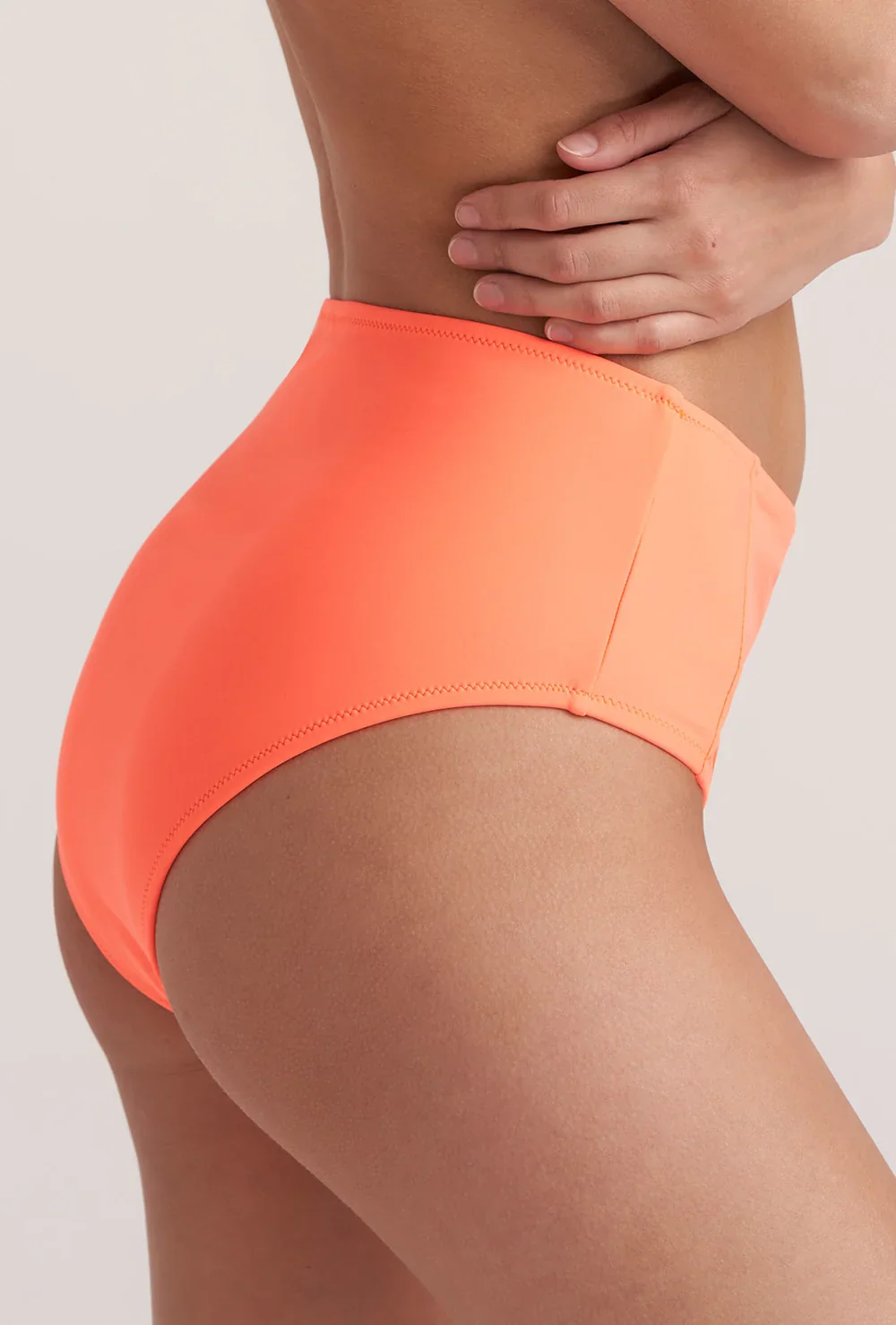 Dół od stroju kąpielowego - bikini z wysokim stanem Himara - Image 4