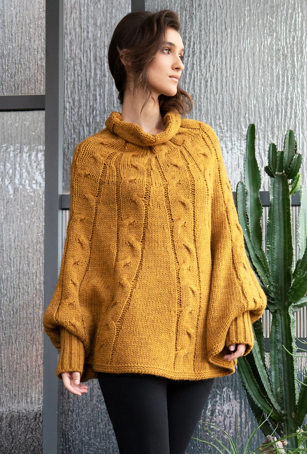 Sweter ponczo Sevilla