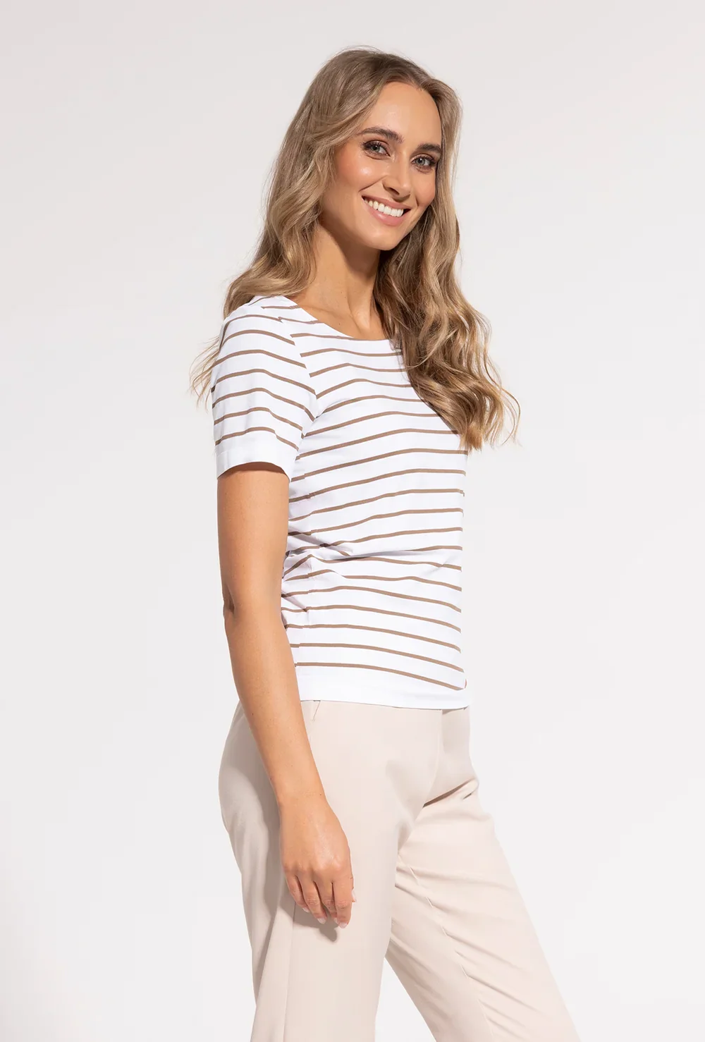 T-shirt w paski Adrienne - Image 3